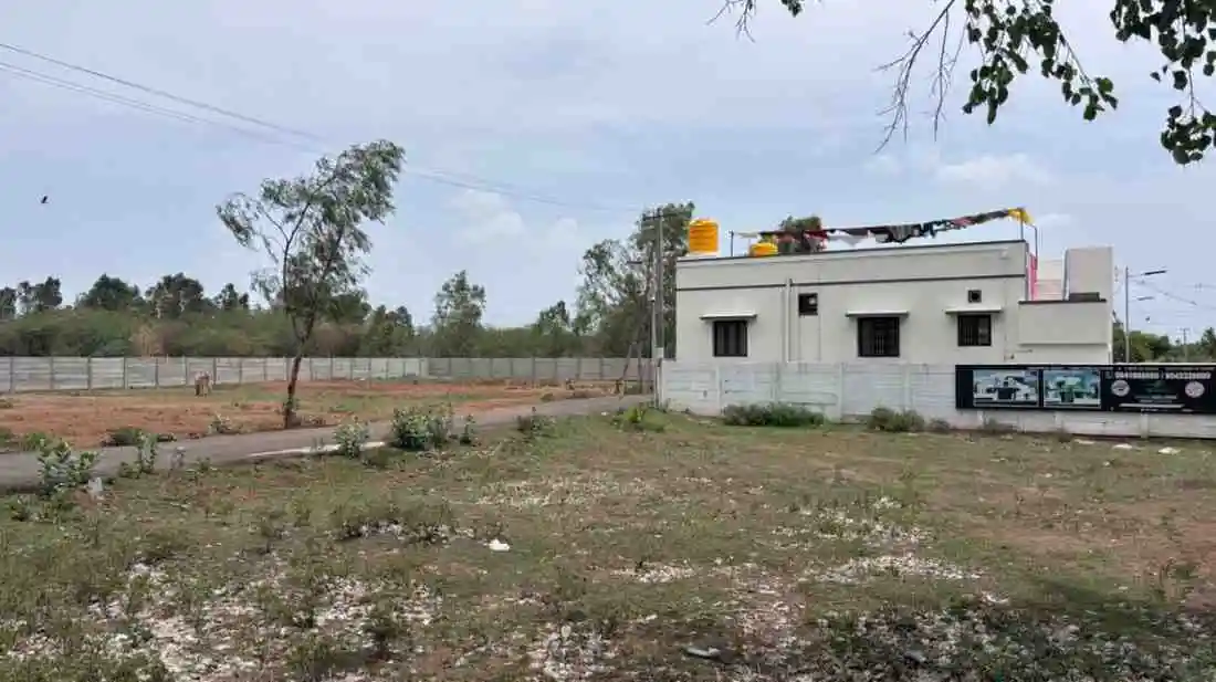 A premium villa plot for sale Maraimalai Nagar