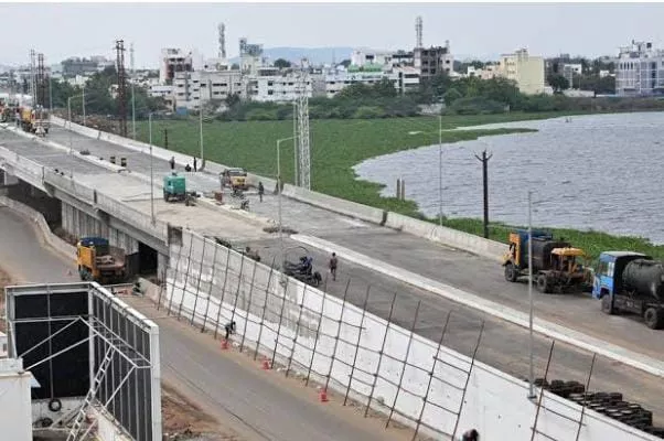 TNSHA has launched a major road project -Chennai to get elevated corridor on ECR from Thiruvanmiyur to Uthandi.
